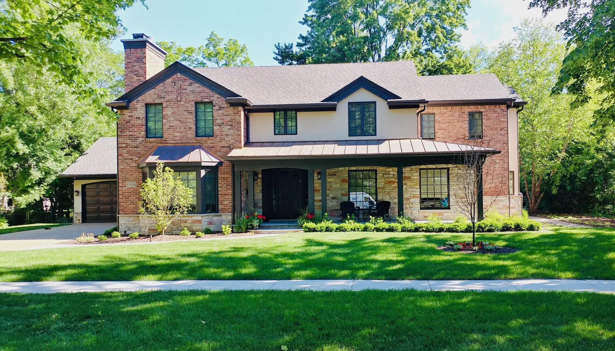 Featured Image exterior of home Enhancing Your Home's Curb Appeal