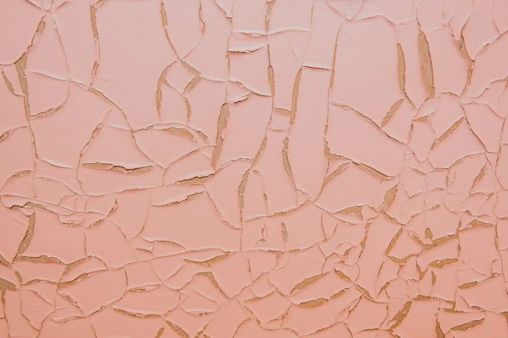 signs your walls need repainting soon