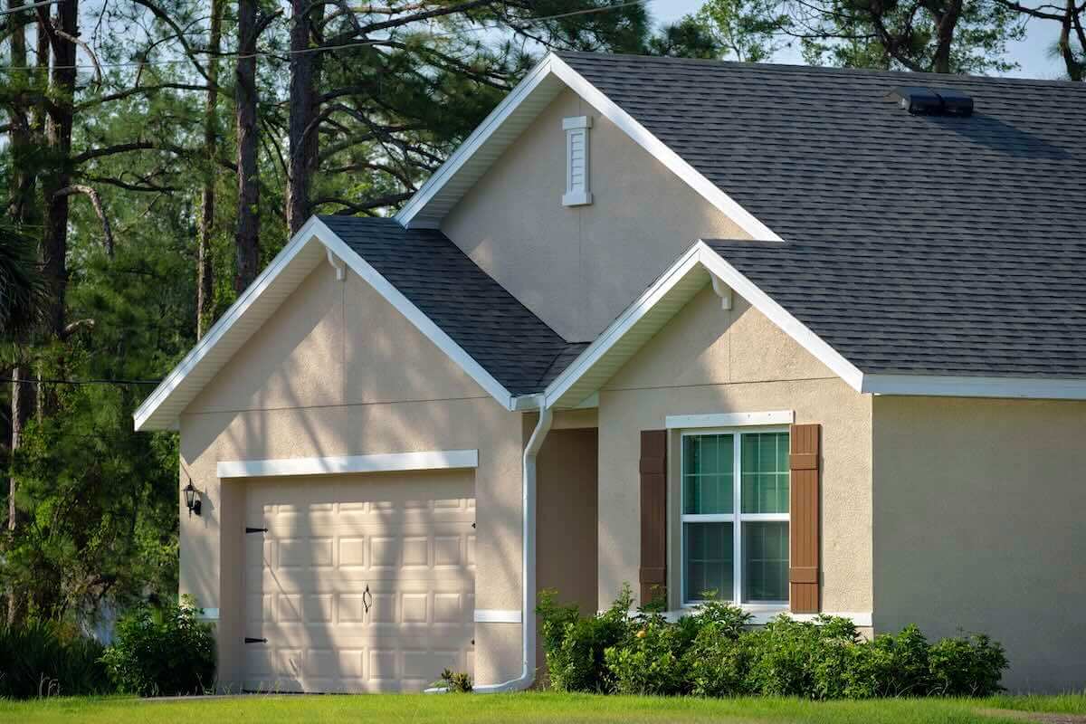 best paint colors to sell a home faster