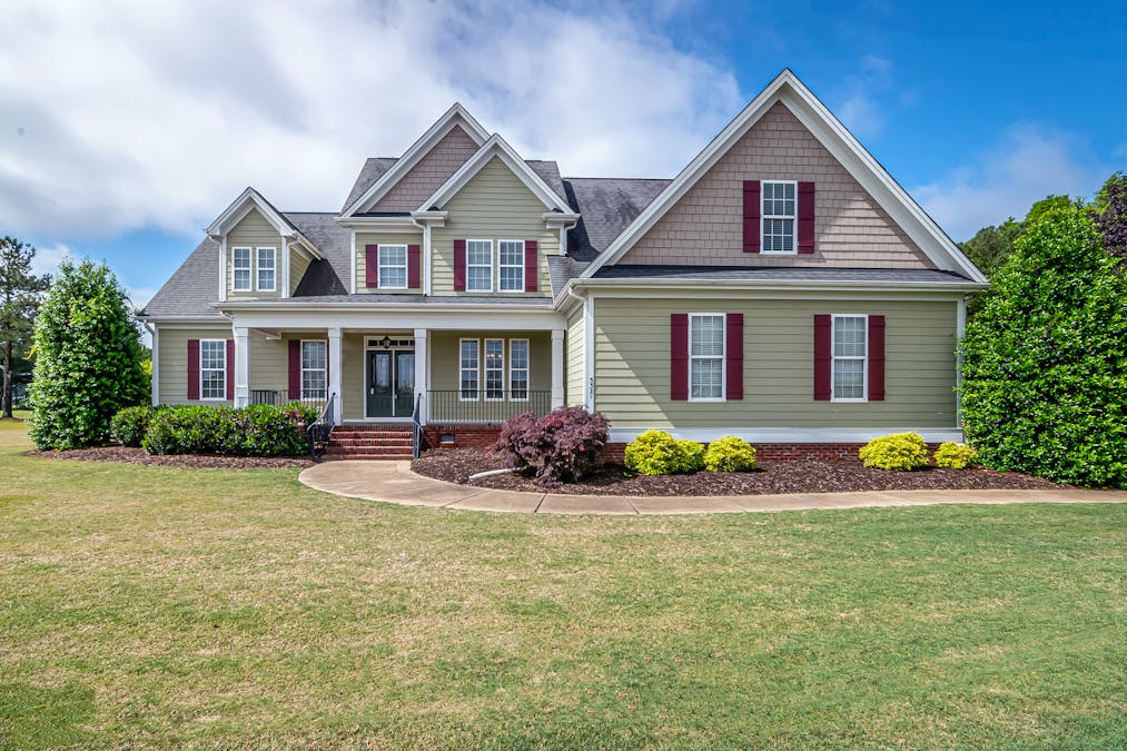 best trim paint colors for curb appeal