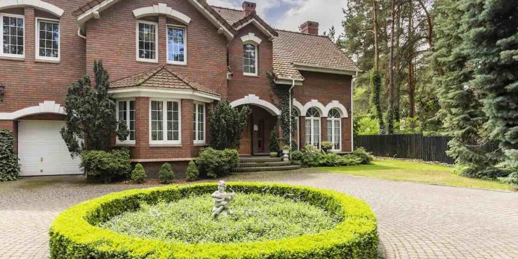 Restoring brick exteriors without damages